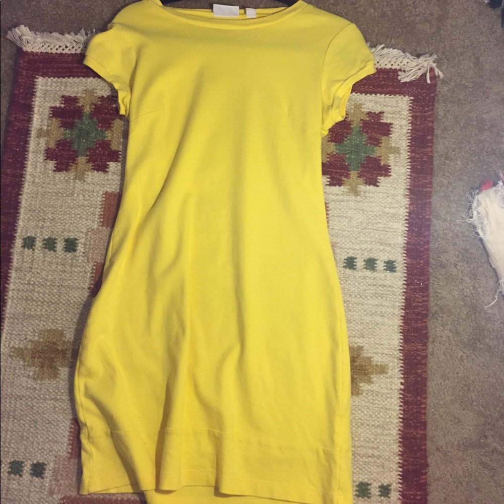 Yellow dress